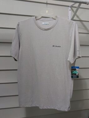 Columbia Men's Short-Sleeve Logo Tee in Light Gray